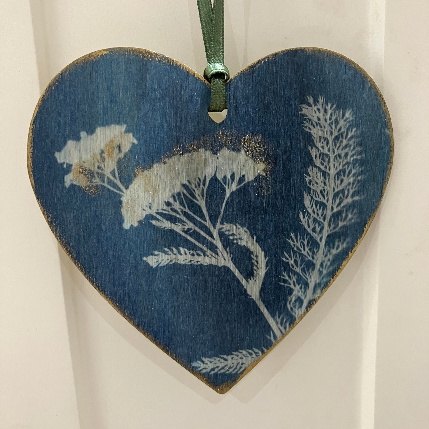 Wooden botanical heart decoration ~ handmade in Wales