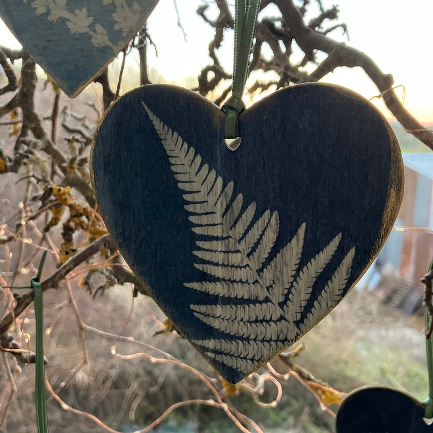 Wooden botanical heart decoration ~ handmade in Wales