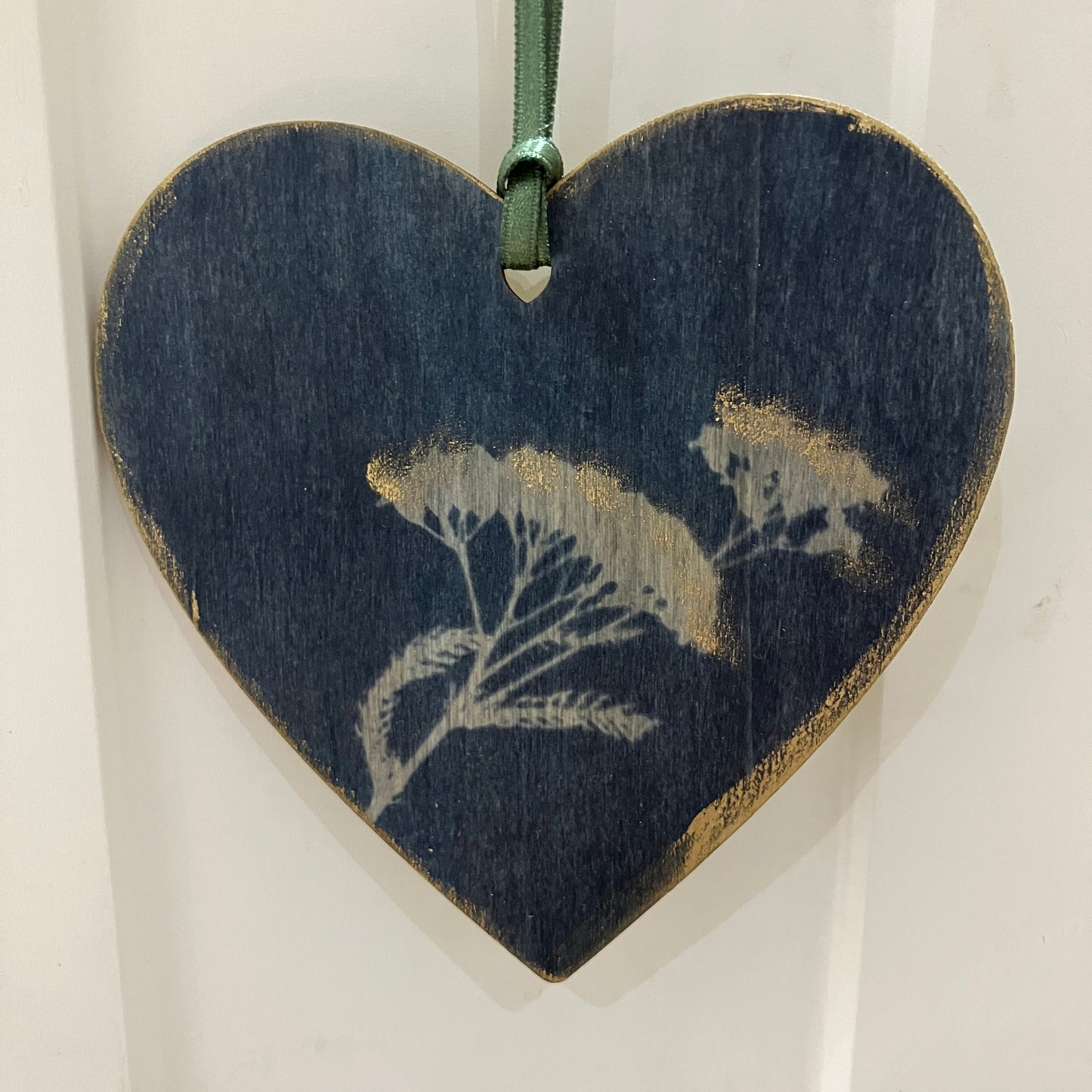 Wooden botanical heart decoration ~ handmade in Wales