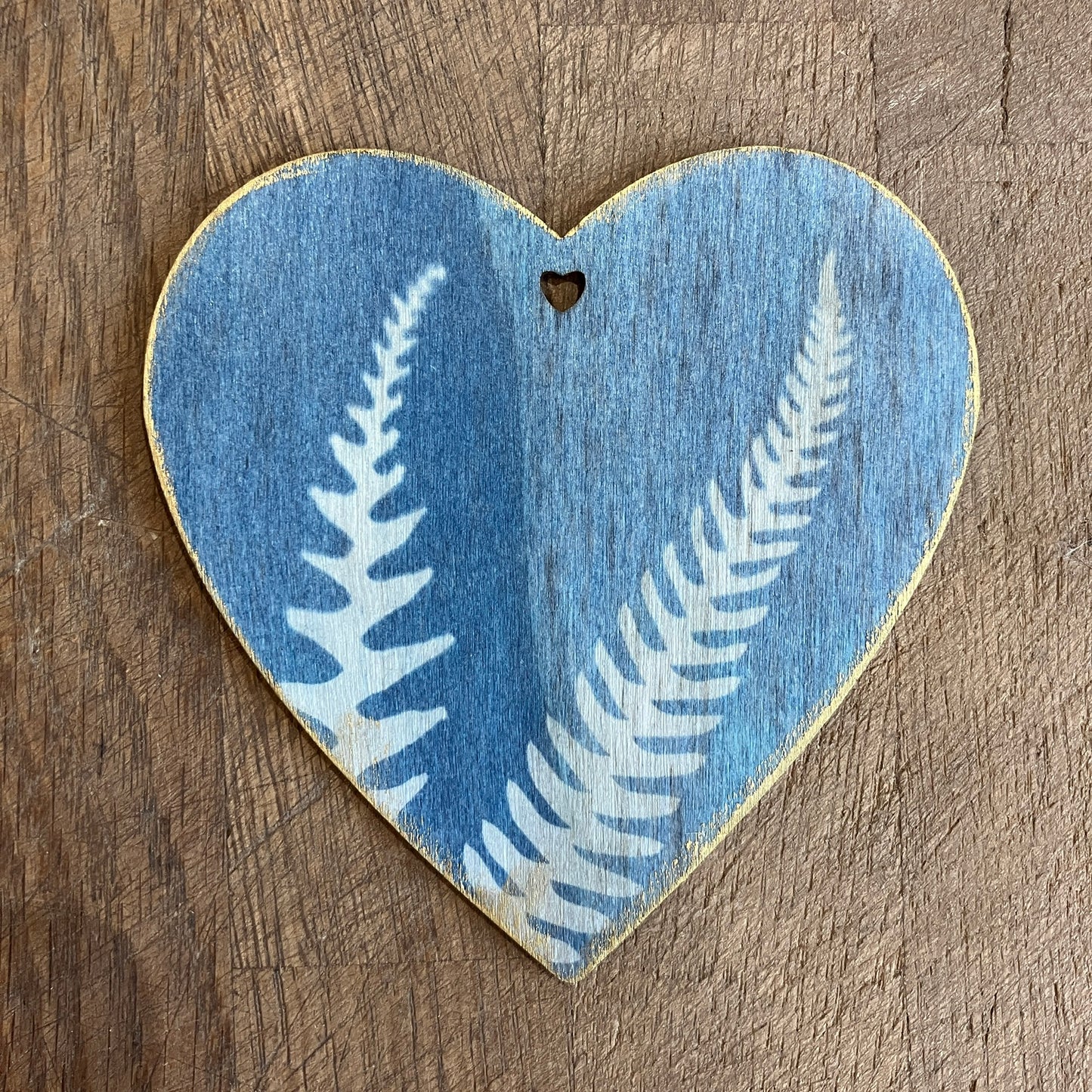 Wooden botanical heart decoration ~ handmade in Wales