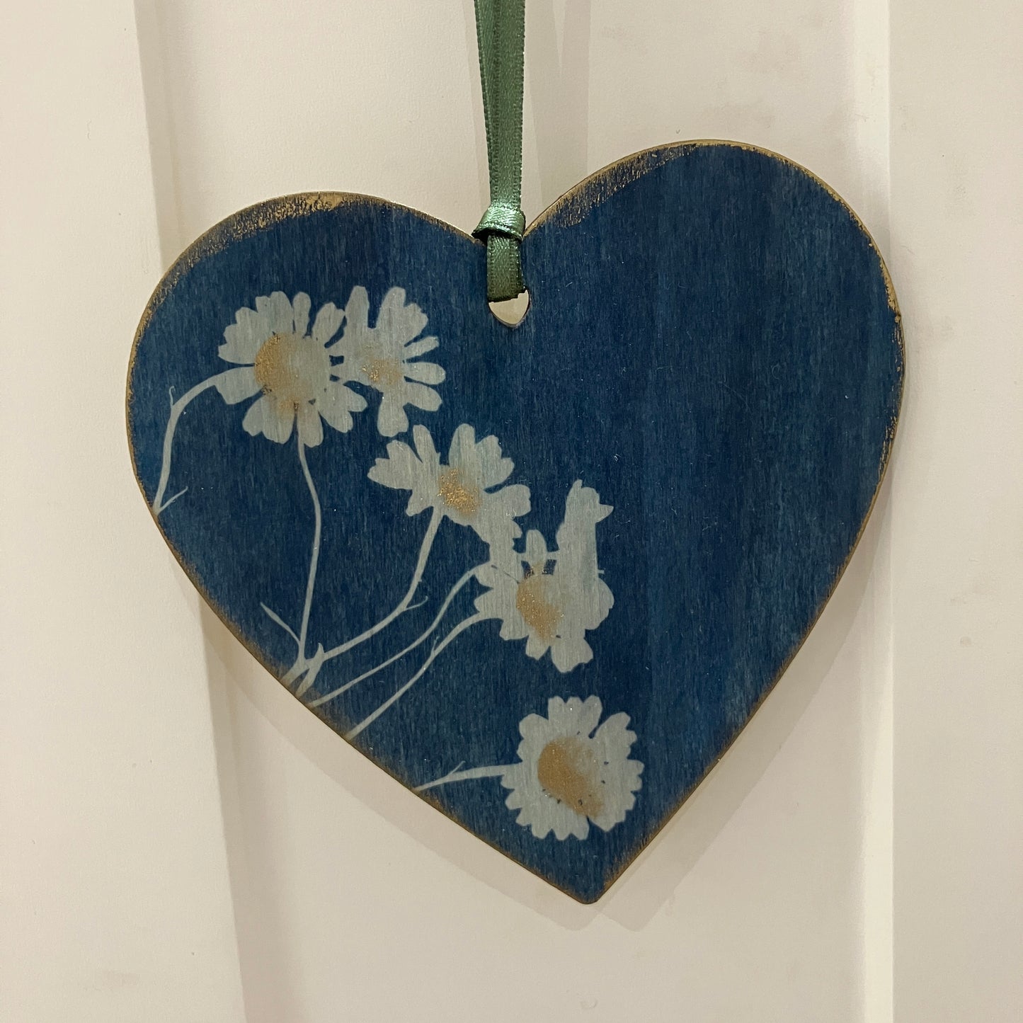 Wooden botanical heart decoration ~ handmade in Wales